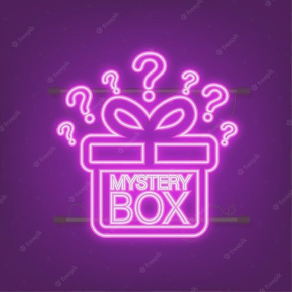 MYSTERY BOX: 3-pc - Women's Size Medium - Picture 1 of 1